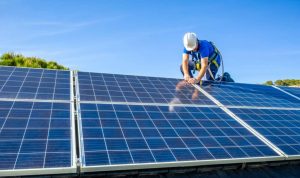 Installation et mise en production des panneaux solaires photovoltaïques à Dompierre-sur-Yon